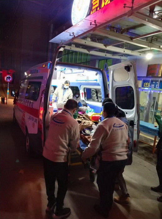 广州出租救护车电话