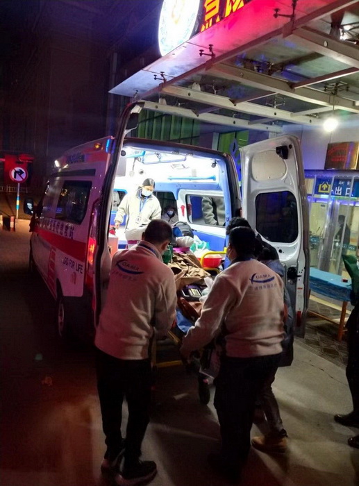 广州出租私人救护车电话号码