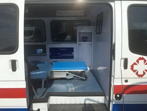 广州白云ecmo转运救护车 私人救护车出租联系电话2023已更新(今日优惠）